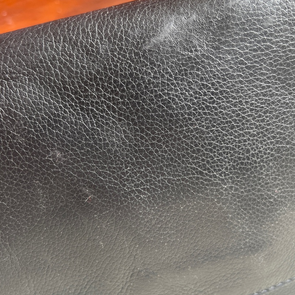 Auth Louis Vuitton LockMe Noir MM | Price Firm - Picture 6 of 16